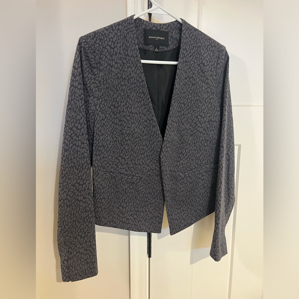 Banana Republic blazer size 6